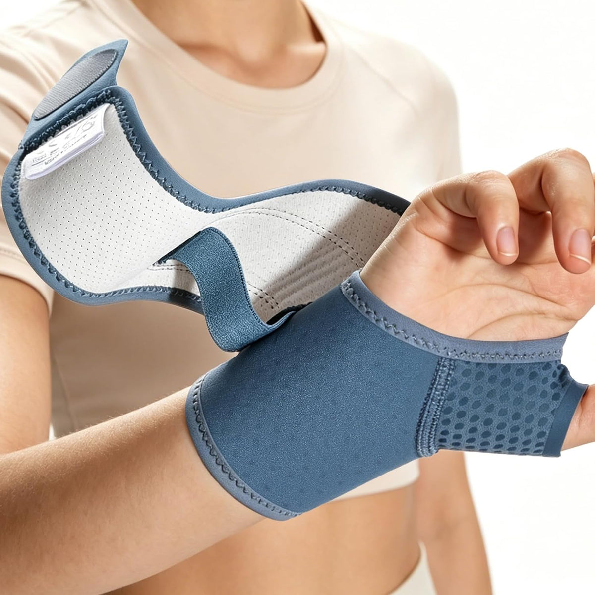 Wrist Brace – Breathable Compression Support for Typing & Office Work